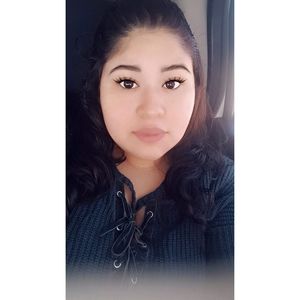 Meet your Posher, Karina